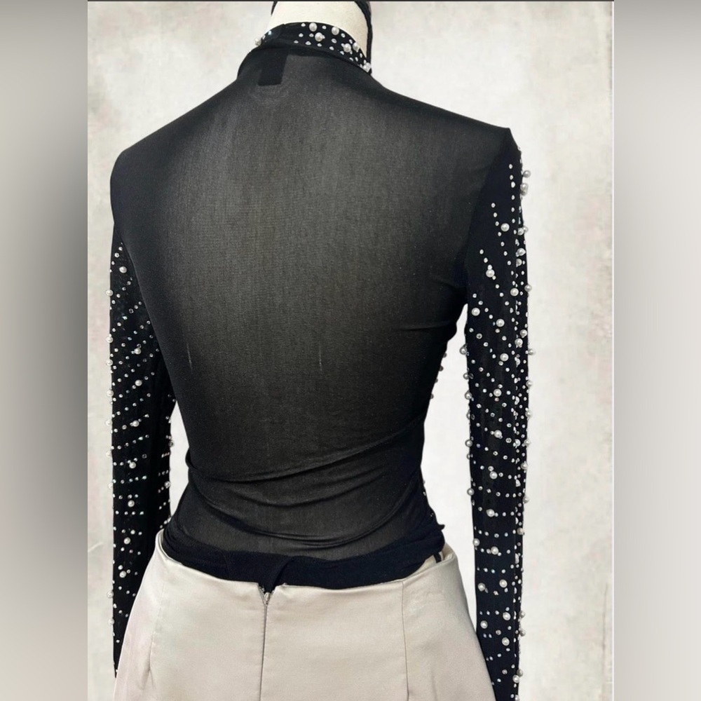 Windsor Elegant Black Pearl Bodysuit - Picture 5 of 7
